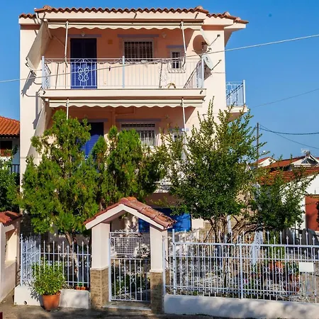 Liakos' Daire Vasiliká